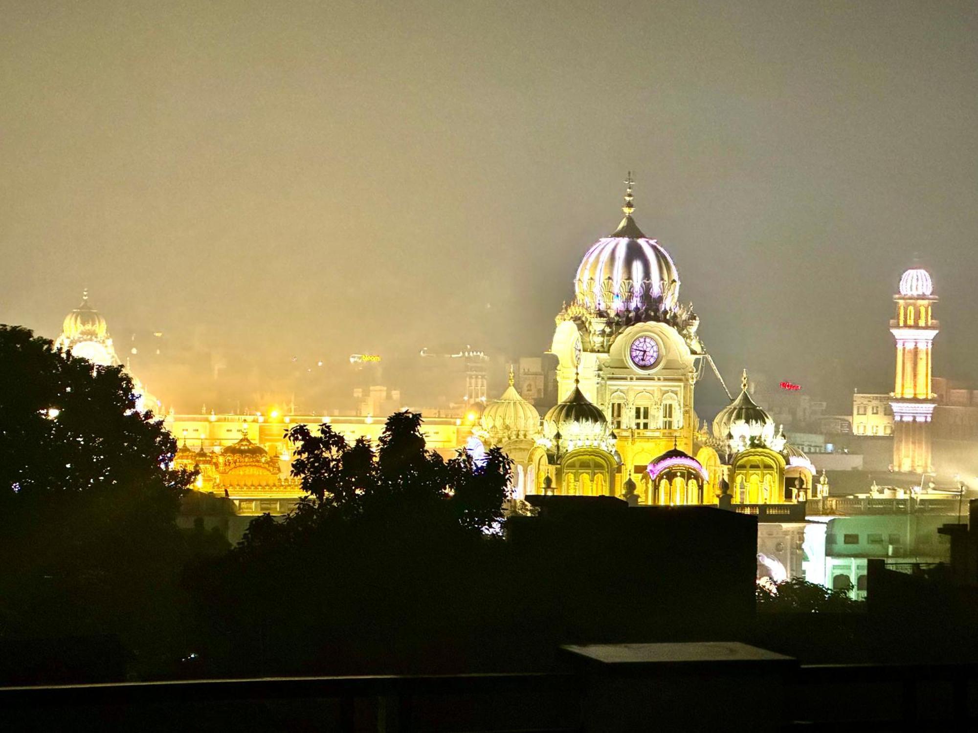 Hotel Heaven View - 50M From Golden Temple Amritsar Exterior foto