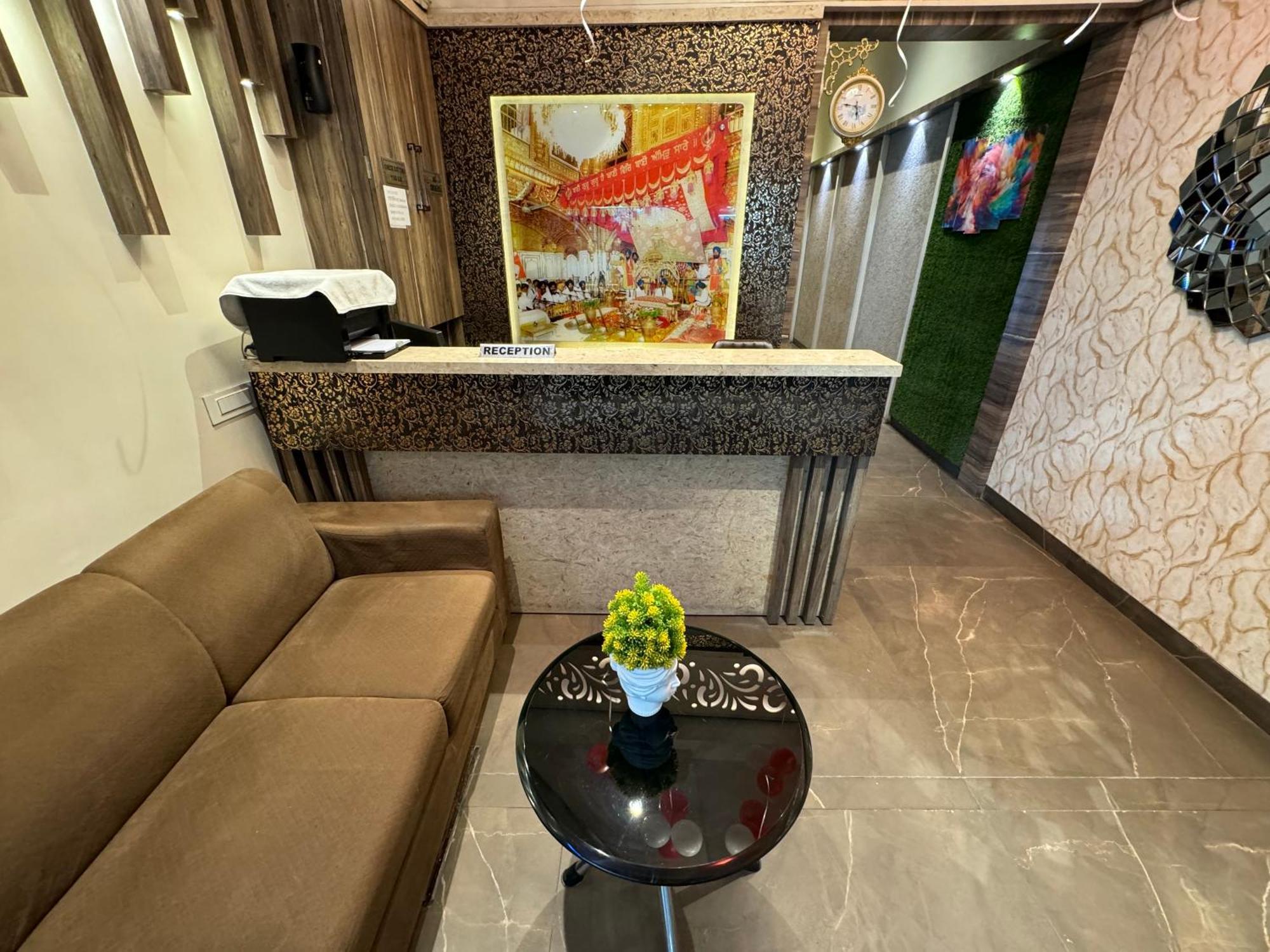 Hotel Heaven View - 50M From Golden Temple Amritsar Exterior foto
