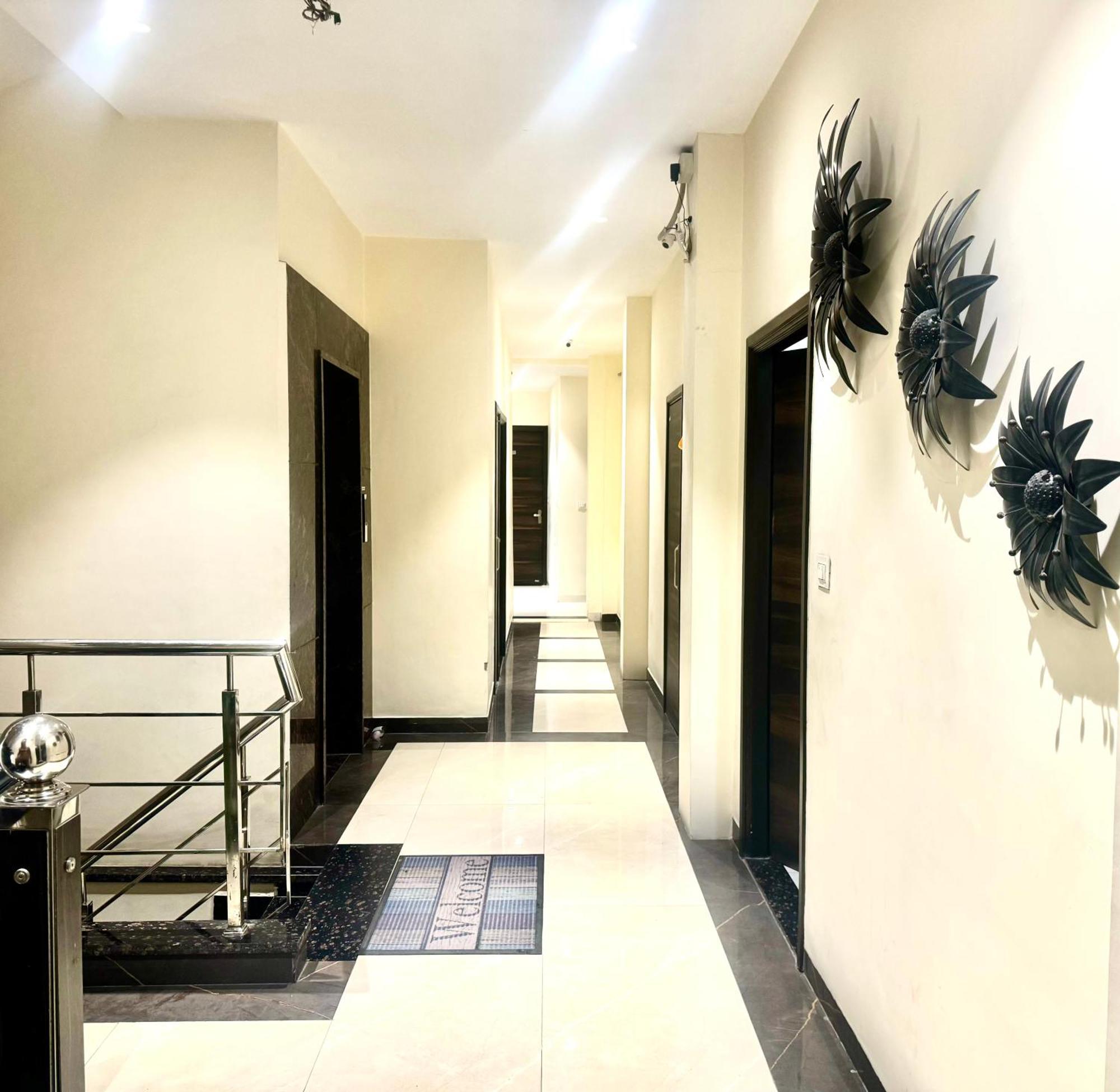 Hotel Heaven View - 50M From Golden Temple Amritsar Exterior foto