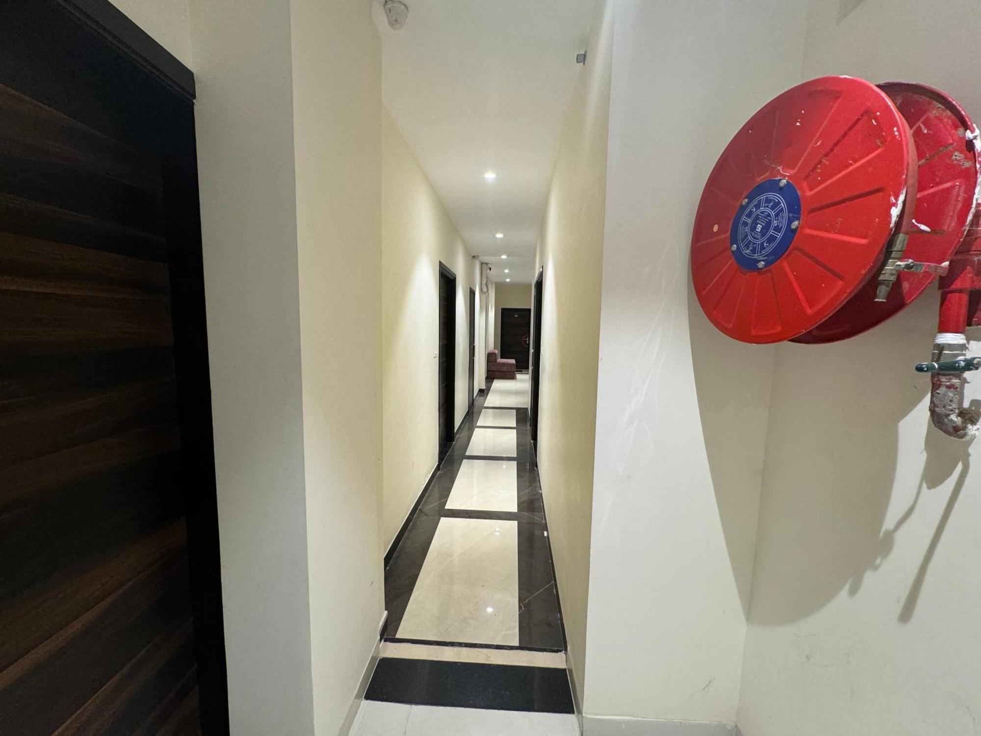 Hotel Heaven View - 50M From Golden Temple Amritsar Exterior foto