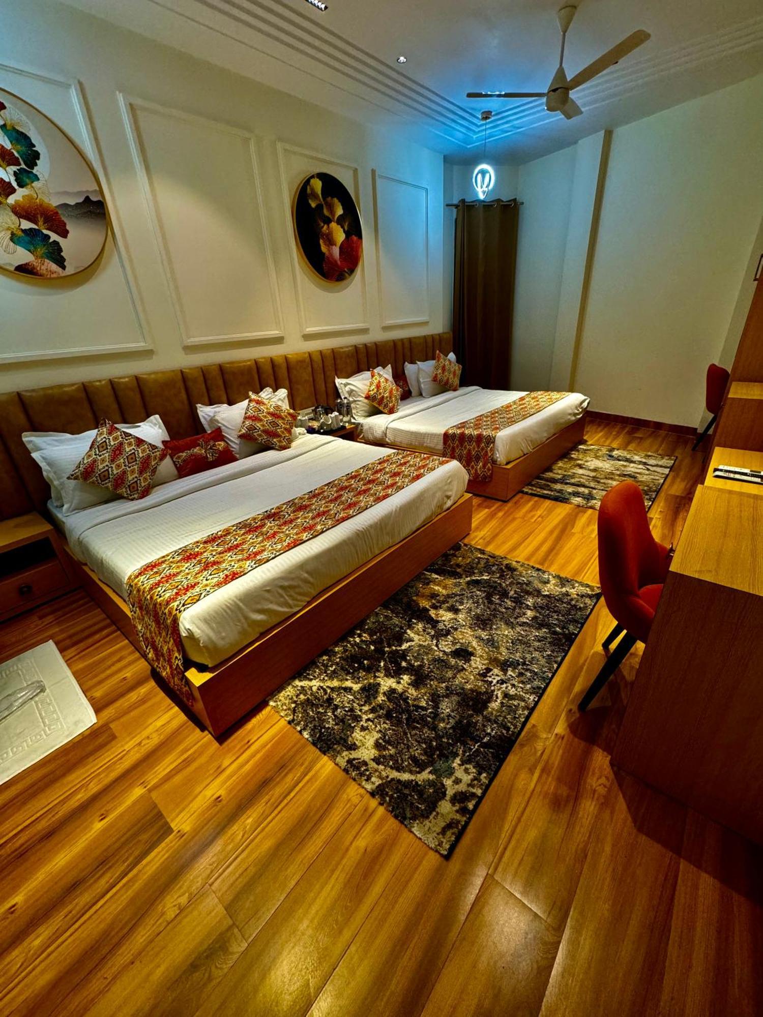Hotel Heaven View - 50M From Golden Temple Amritsar Exterior foto