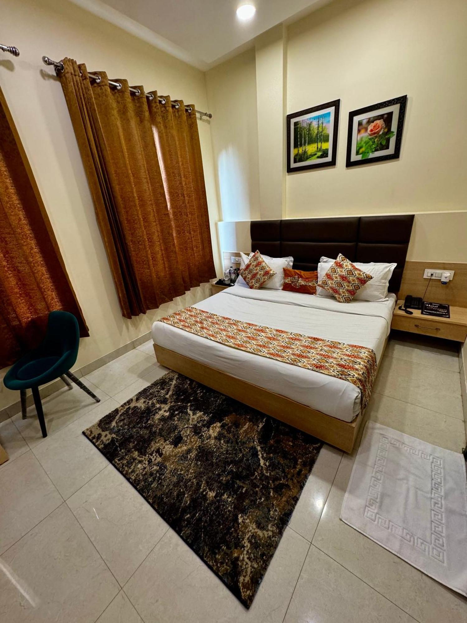 Hotel Heaven View - 50M From Golden Temple Amritsar Exterior foto