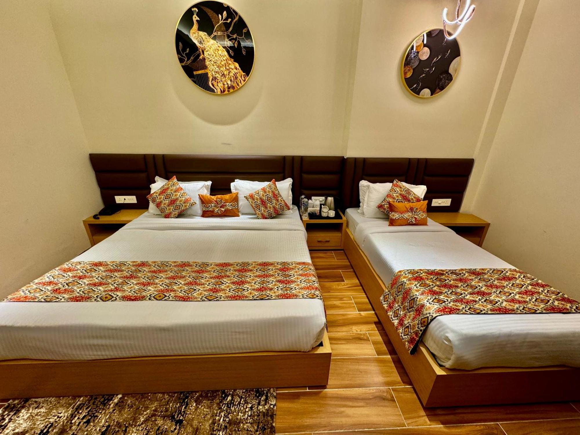 Hotel Heaven View - 50M From Golden Temple Amritsar Exterior foto